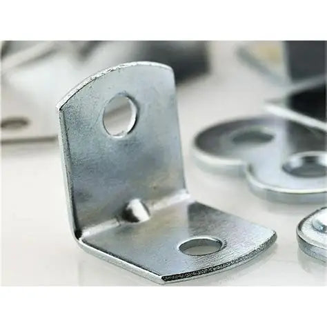 CORNER BRACES 25X25  (PKT 10)