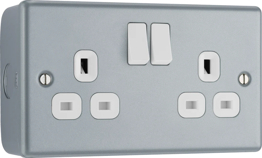 METAL CLAD  DOUBLE  SWITCHED